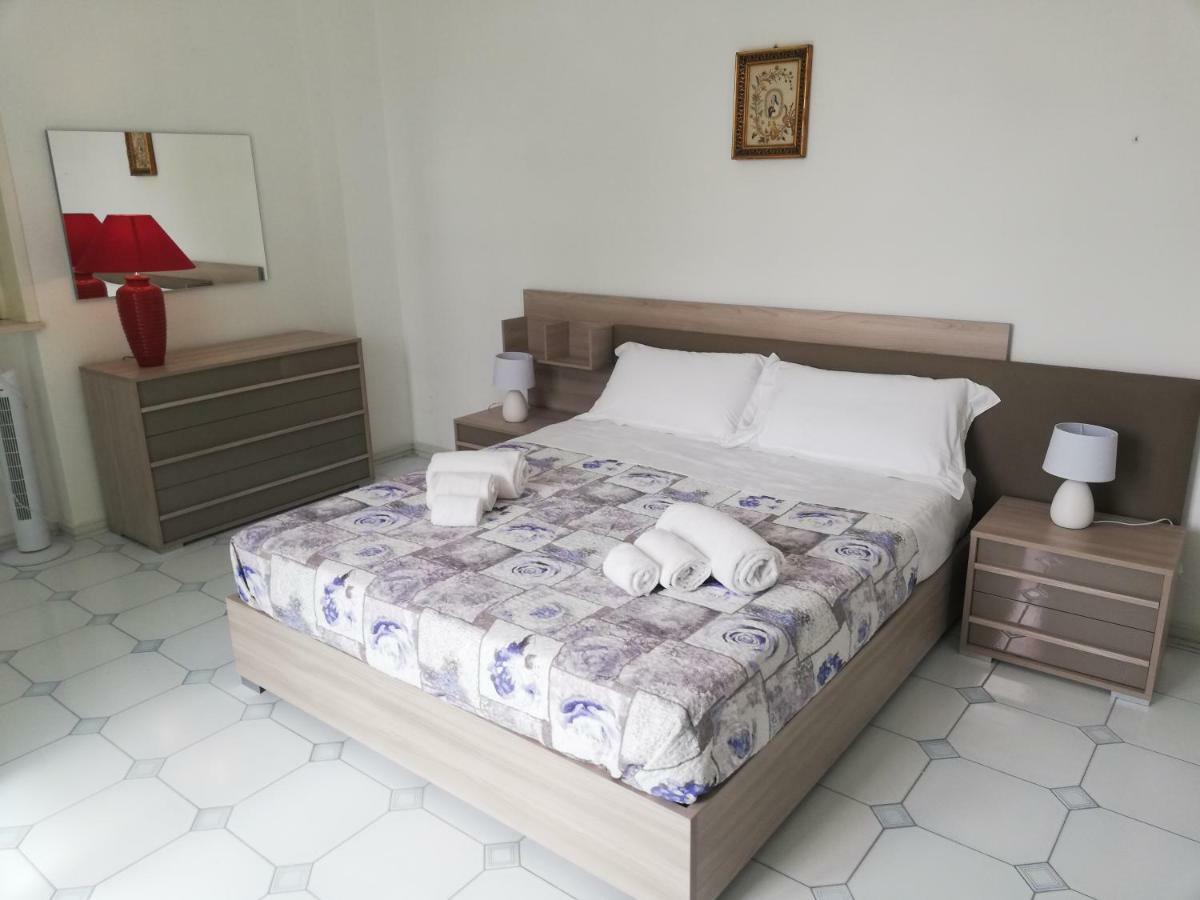 Villa Parisi Бари Екстериор снимка